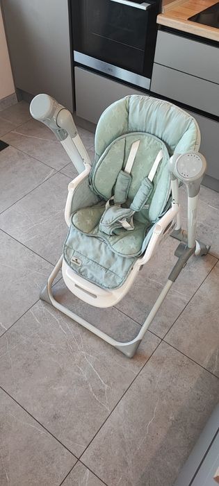 Продавам детско столче за хранене и люлка Lorelli Ventura 2 в 1