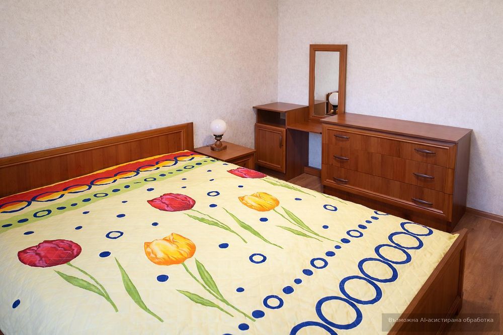 Дава се под наем Тристаен апартамент в Пловдив, Център - 85 кв.м за 570 € - Снимка #4
