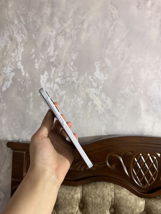 Samsung a16 128 gb srochna sotiladi qiz bola ishlatgan kamchiligi yo’q