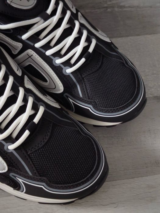 Обувки  Dior B30