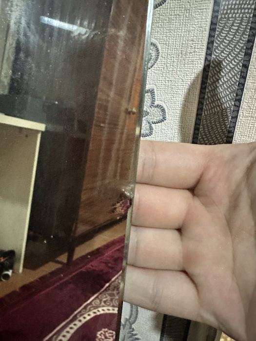 Зеркало 70*80 с креплениями