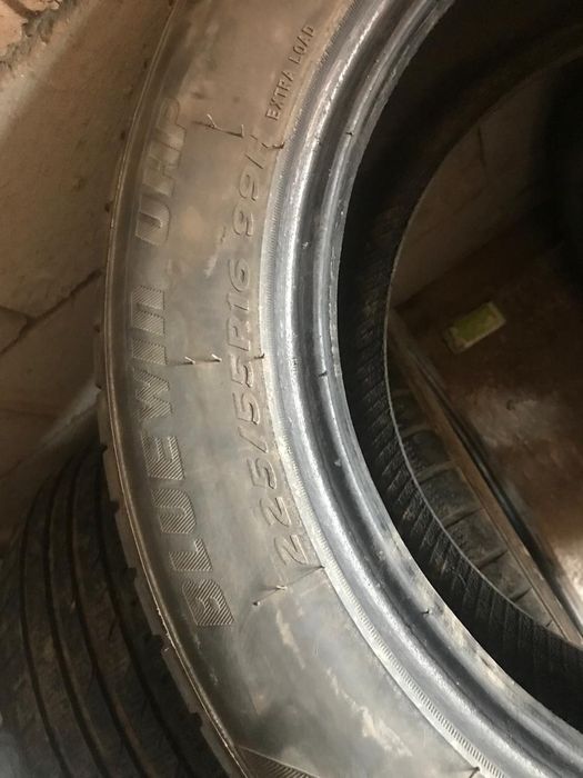 Шины б/у комплект