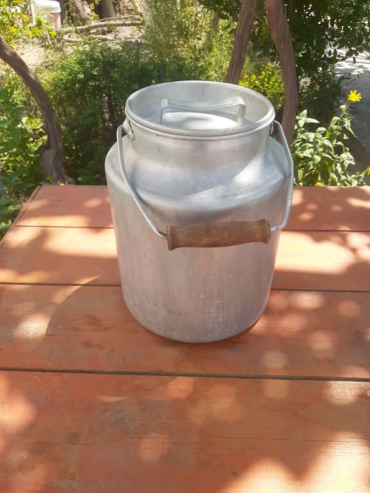 Продаётся алюминиевая фляга 7л