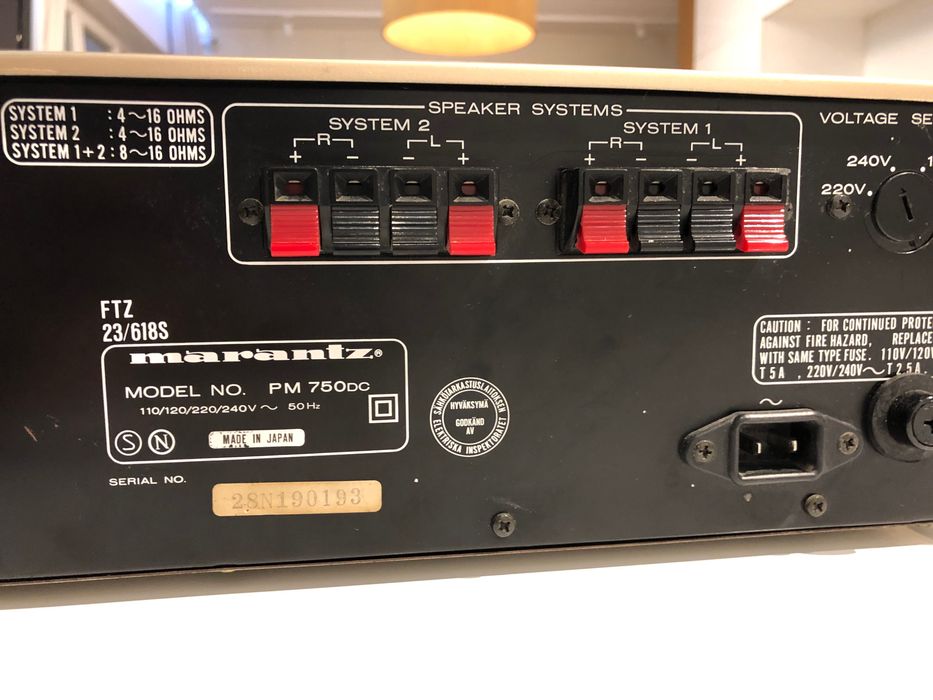 продавам витидж Hi-Fi уредба на Marantz