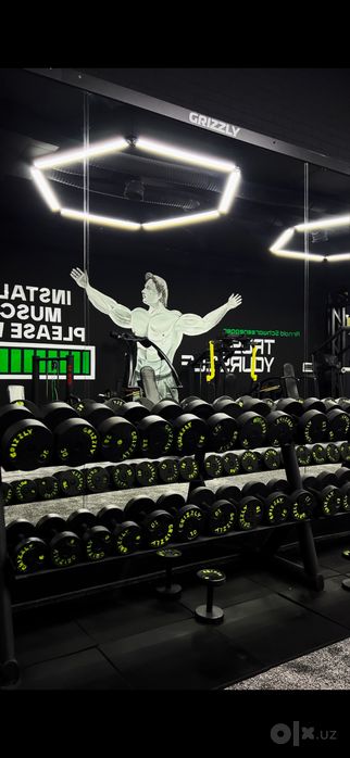 BodyBuilding zali uchun to’liq jihozlar majmuasi sotiladi