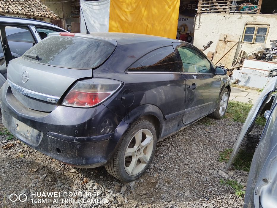 Opel Astra H GTC 1,7cdti  110ks На Части
