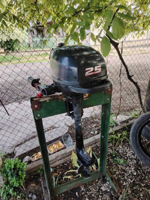 Двигател за лодка Suzuki