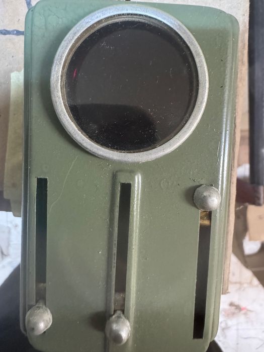 Продавам български  фенер