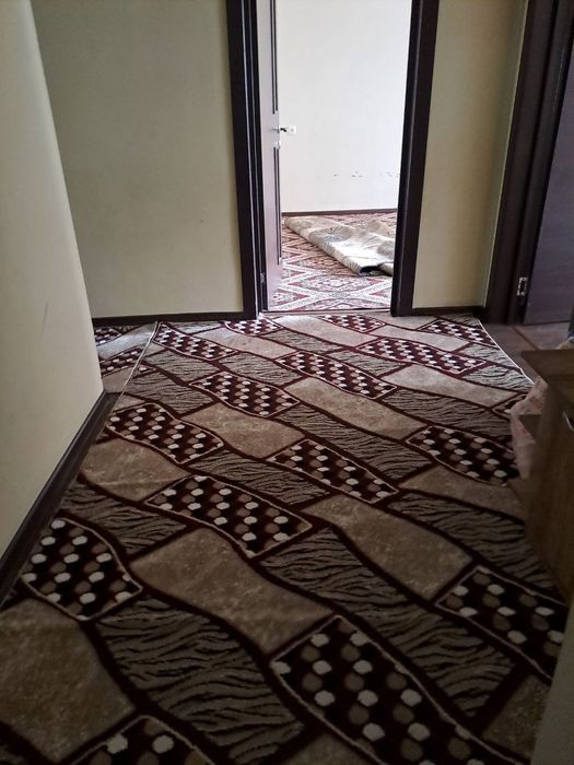 Наманган Шахар, 2 микраён Тукувчи махалласи, 8 уй 24 хонадон, 2 этаж,