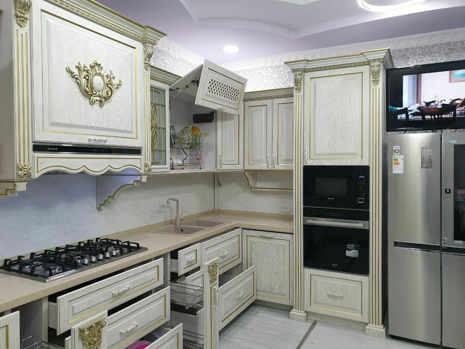 Кухонный мебель на заказ