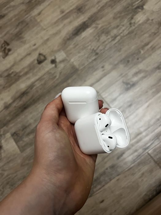 Наушники Apple Airpods