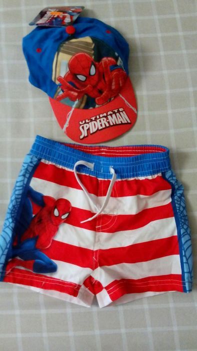 Детски блузи, шорти и шапка..