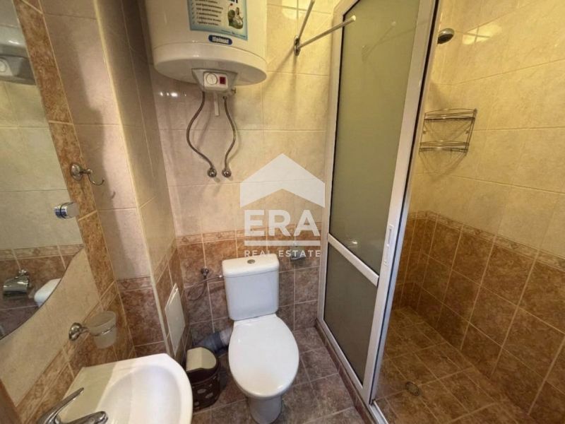 Продава се Двустаен апартамент в Варна, Колхозен пазар - 54 кв.м за 2556 €/кв.м - Снимка #6