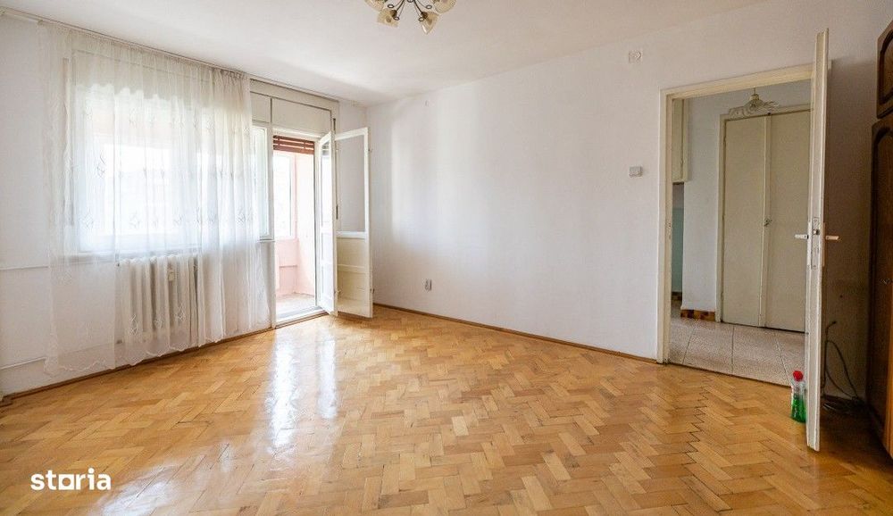 Apartament 2 camere, decomandat , Compelxul Studentesc
