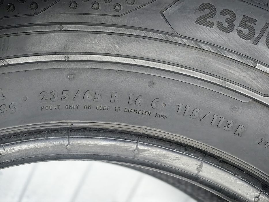 235/65R16C Continental 2021 7,8-7,6mm stare foarte buna