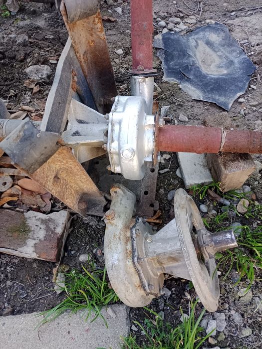 Продается водяной насос от чабанки 2 шт.