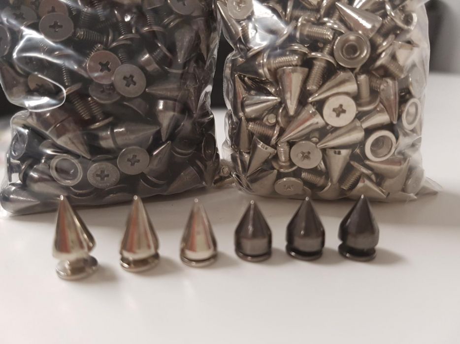 Vand Țepi - Ținte din metal cu surub de aplicat pe haine / accesorii