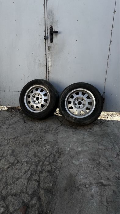 Продам диски на ауди без резины р15