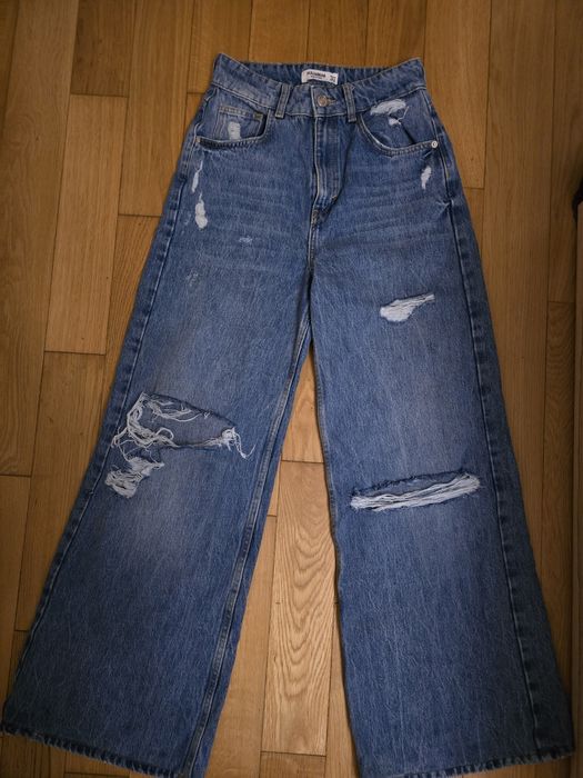 Дънки с широки крачоли Pull&Bear