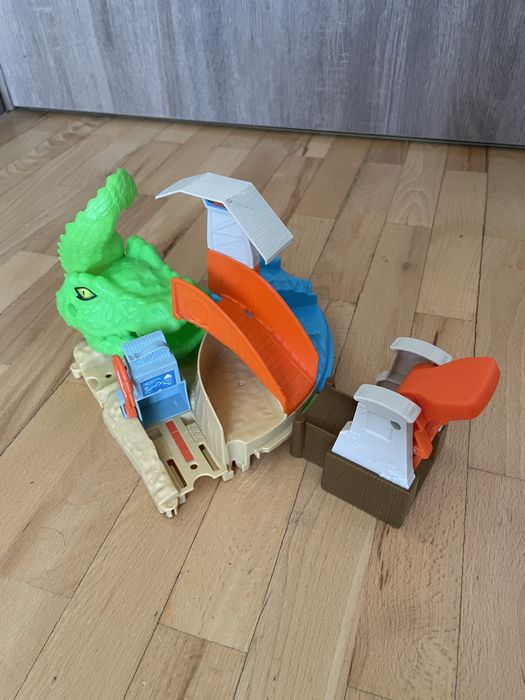 Hot Wheels Toxic Gator Attack