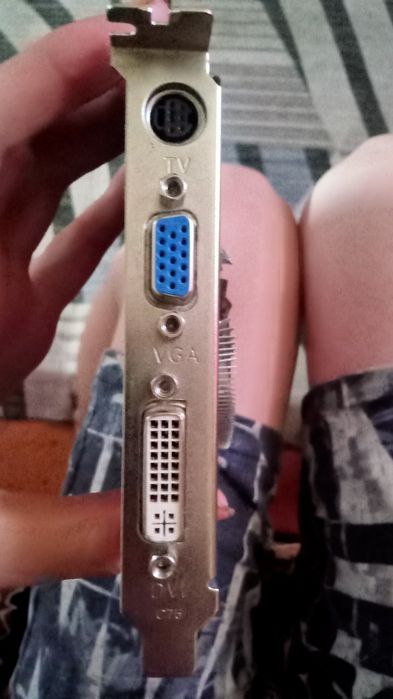 GF8500GT 512M 128BlT DDR2