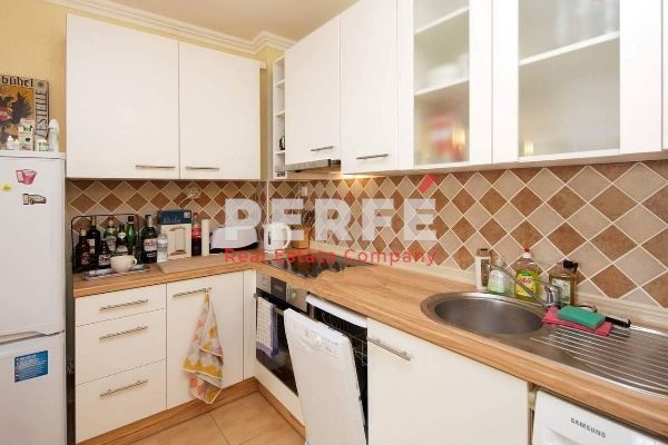 Продава се Двустаен апартамент в к.к. Слънчев бряг - 64 кв.м за 1250 €/кв.м - Снимка #1