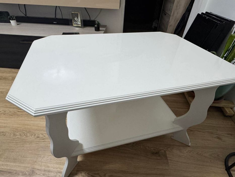 Masă de cafea din lemn – alb