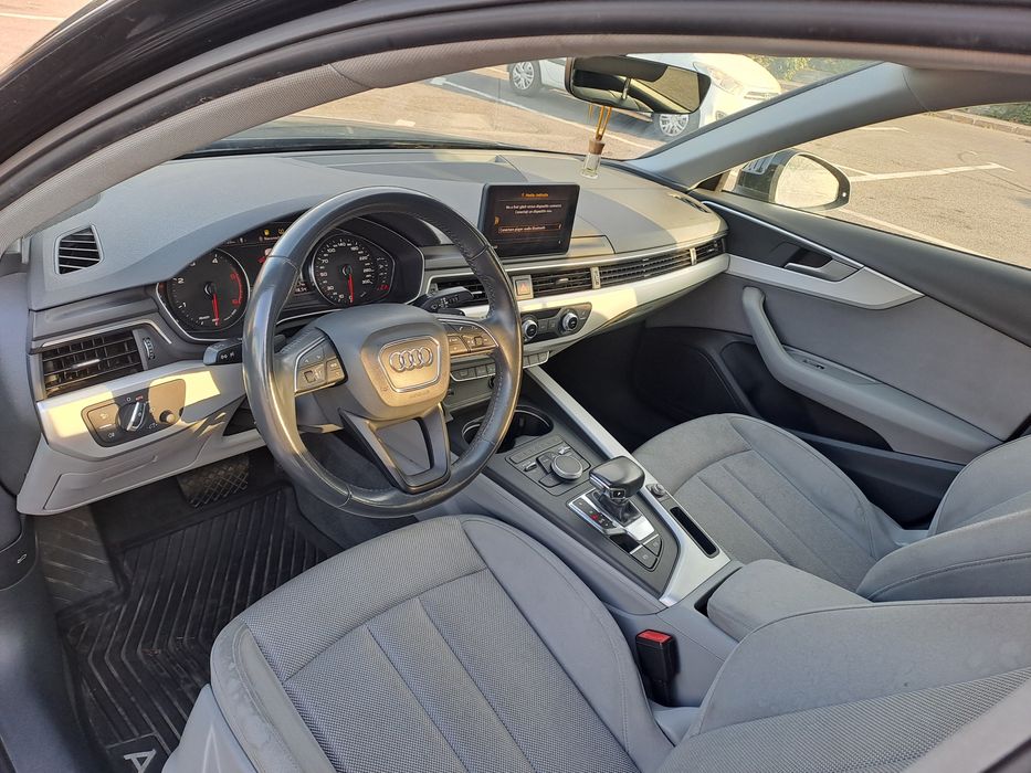 AUDI A4 2019 — imagine 2