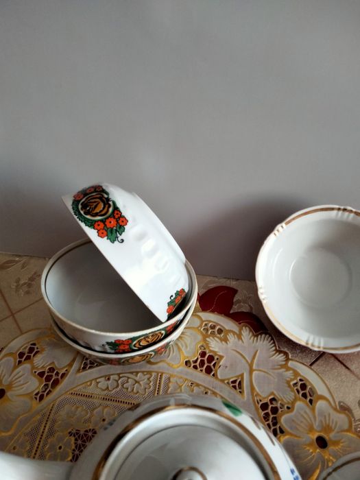 Салатницы фарфоровые .  СССР
