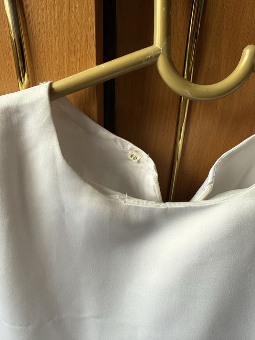 Продам платье бальное , белое,  пышное !