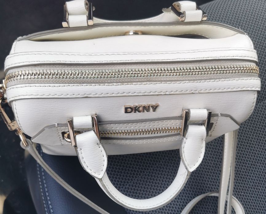 Елегантна дамска чанта Donna Karan (DKNY) – естествена кожа