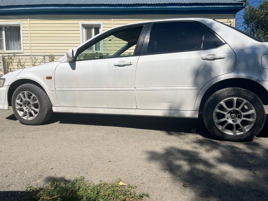 Продам машину срочно