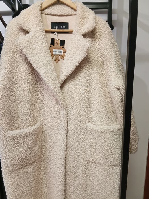 Продам женское пальто