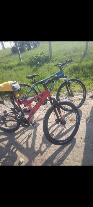 Vand doua biciclete DHS in stare f buna, aproape  noi,.