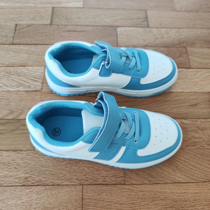 Нови детски маратонки 32 номер