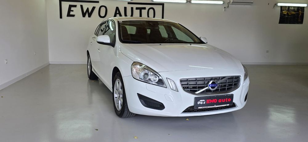 Volvo xc60 v60 an 2013 posibilitatea   Garanție