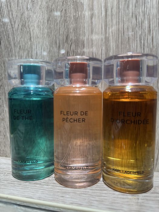 Fleur de pecher Karl legerfeld