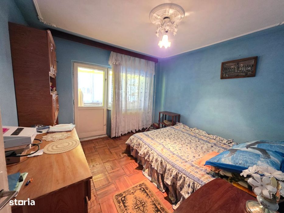 2 camere, decomandat, etaj intermediar, zona Episcopiei, 2 balcoane