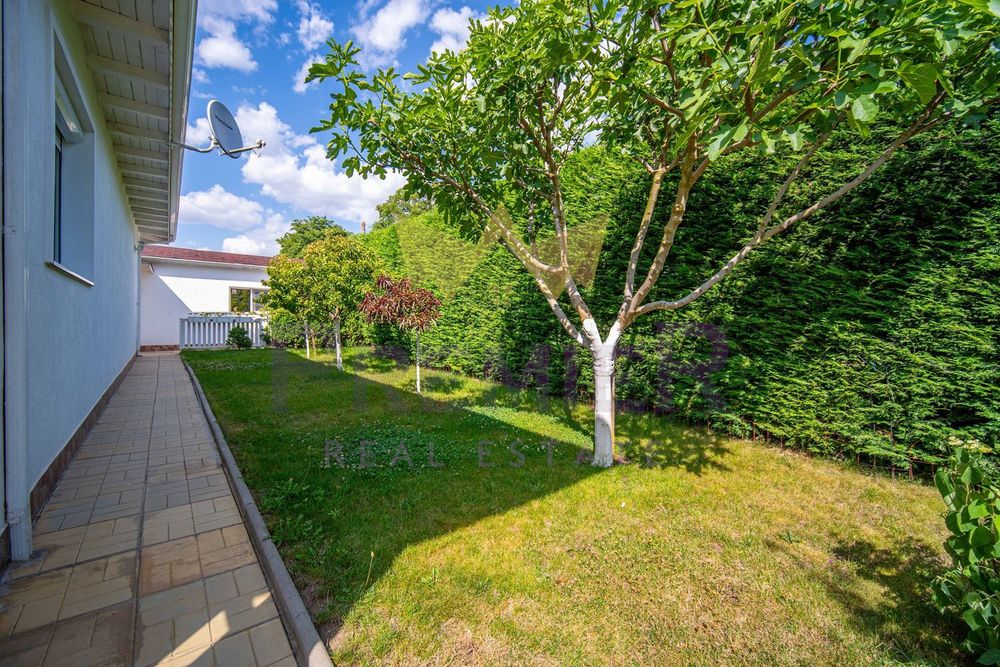 Къща в Добрич, област-с.Соколово площ 240 цена 255000