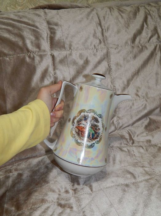 чайник фарфоровый немецкий .