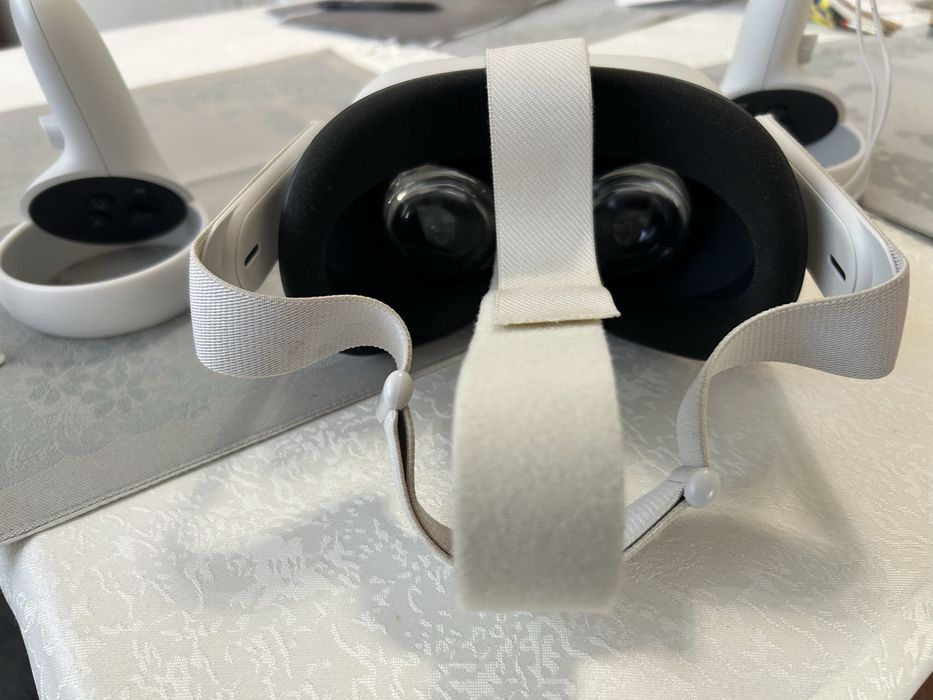 Set ochelari VR Meta Quest 3  folosit de maxim 5 ori