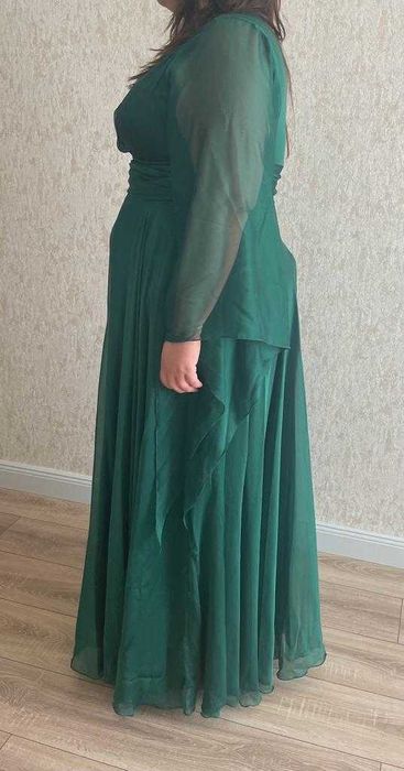 Продам шикарное вечернее платье