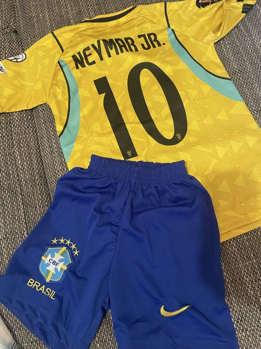 Echipament fotbal pentru copii