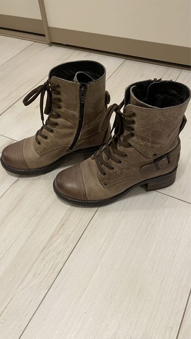 Bocanci maro piele naturala mărimea 36