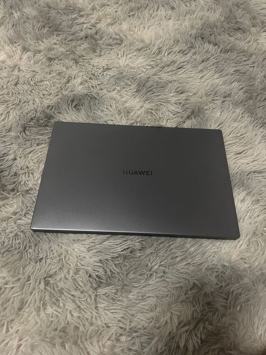 Laptop Huawei MateBook D14