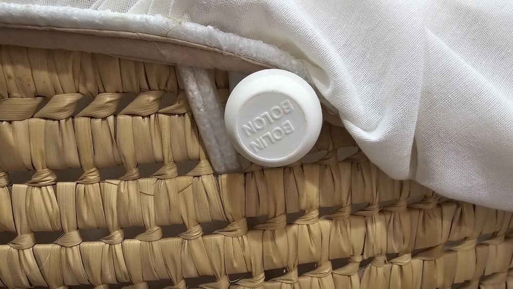 Бебешко кошче на колелца