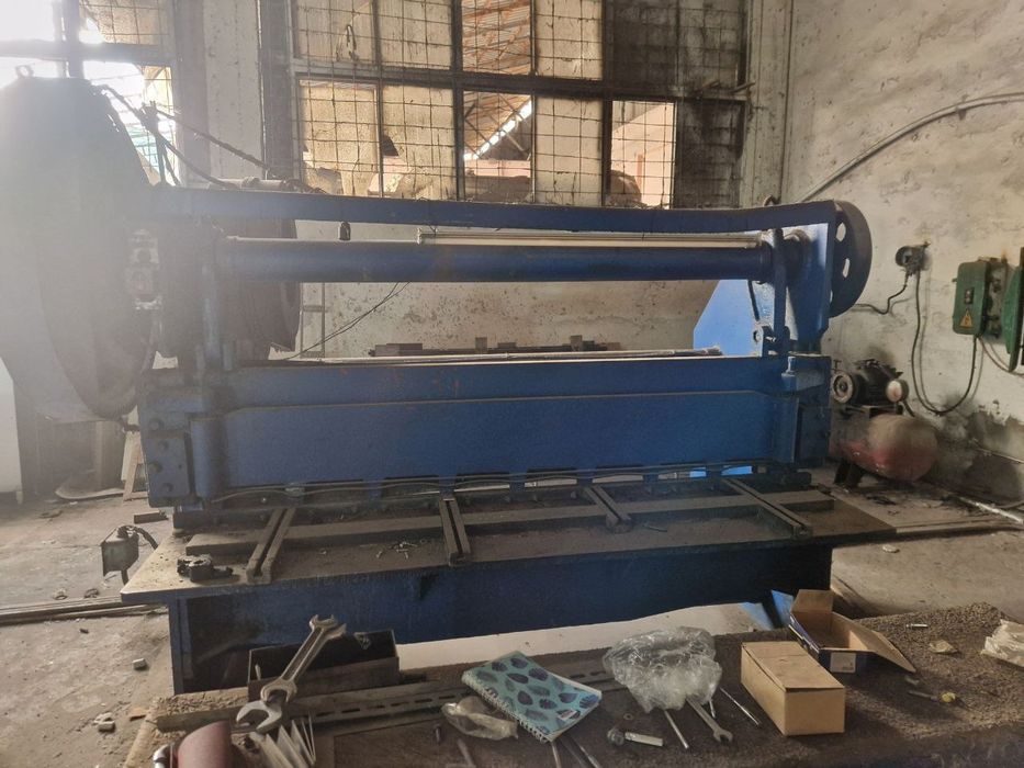 Гильотинная резка