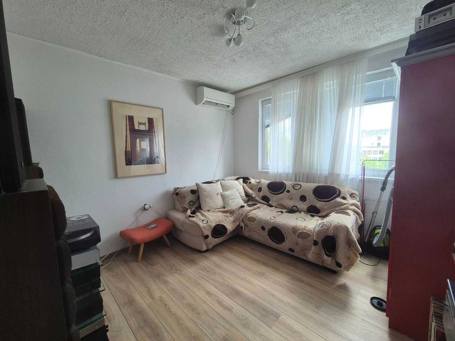 Продава се Четиристаен апартамент в Левски - 76 кв.м за 790 €/кв.м - Снимка #2