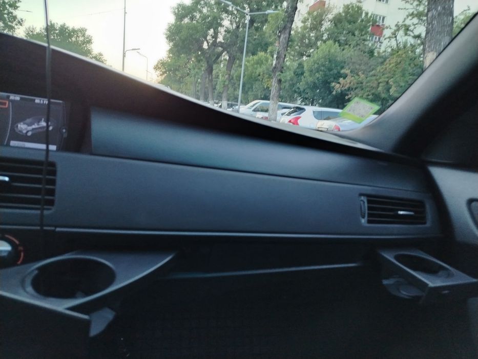 BMW E60/ Lci/520d/2009/Manuala/M-Paket/proprietar