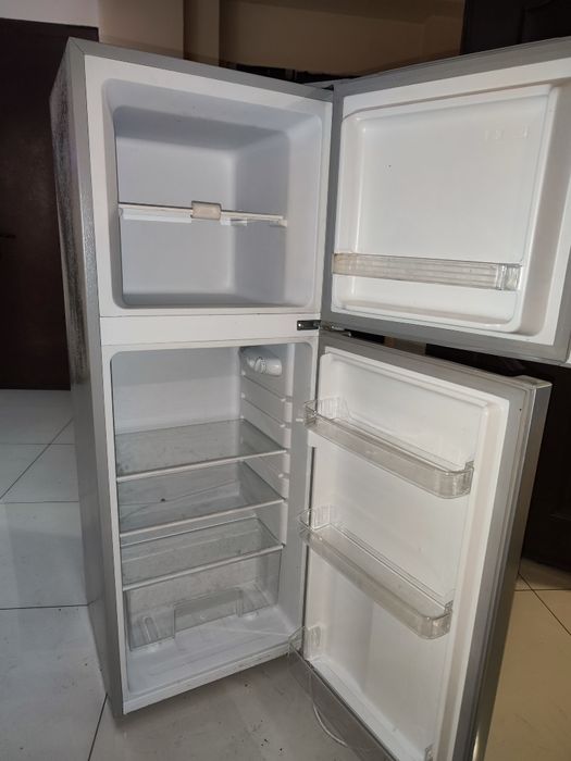 Продам Холодильник Leadbros